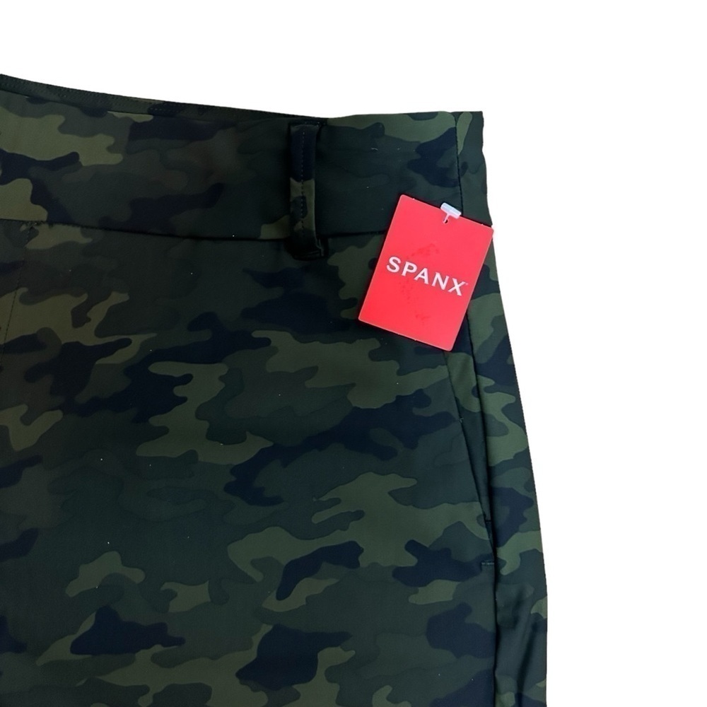 Spanx Green Camo Sunshine Shorts 6” Sz.1X - Picture 8 of 16